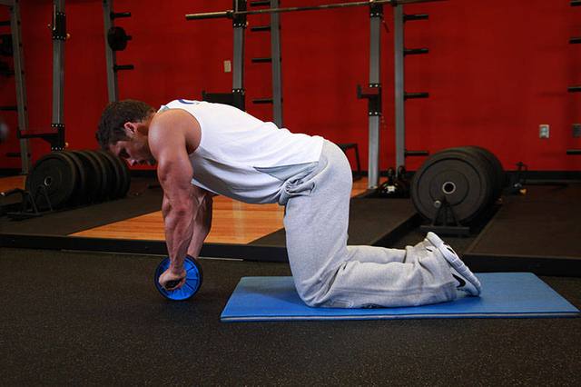 Ab-Wheel-Rollout: Start