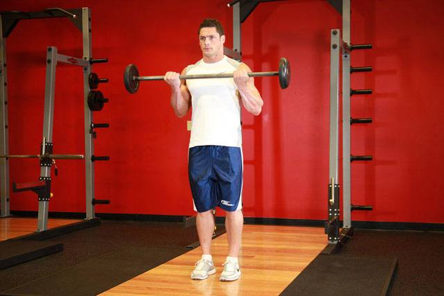 Barbell curl: Finish