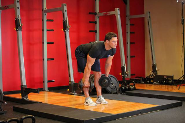 Dumbbell Romanian deadlift: Finish