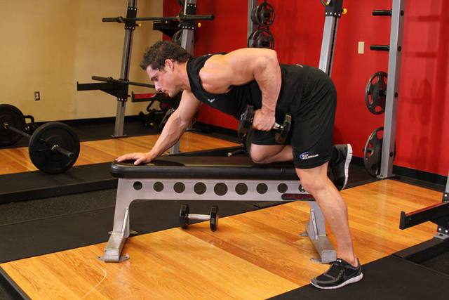 One-arm dumbbell row: Finish