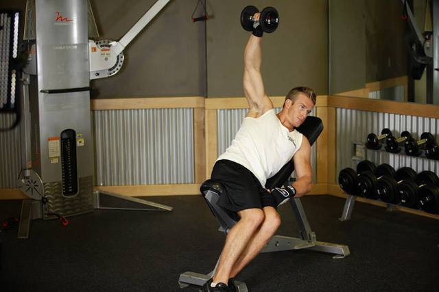 One-arm incline lateral raise: Finish