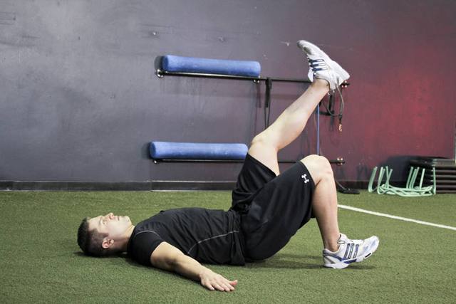 Single-leg glute bridge: Start