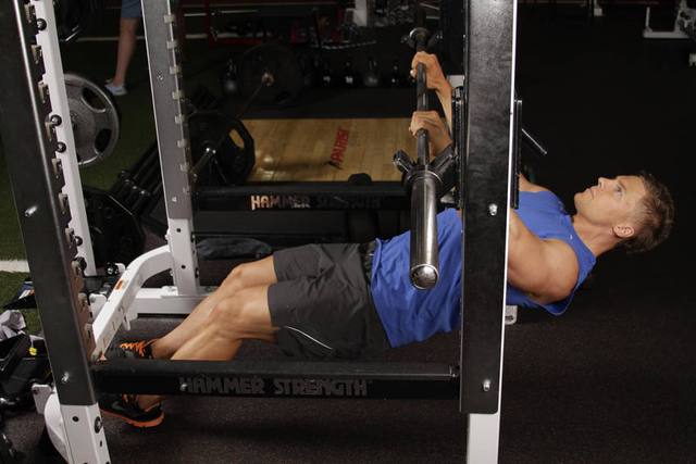 Inverted row under a sturdy table: Start